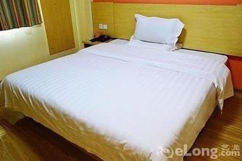 Baoqing Hotel Wuhan Bagian luar foto